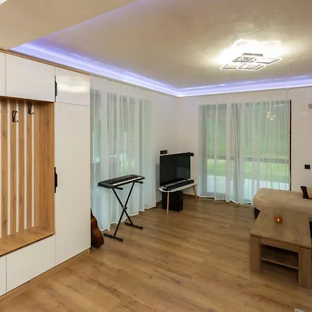 Forest Nest Krayni Dol