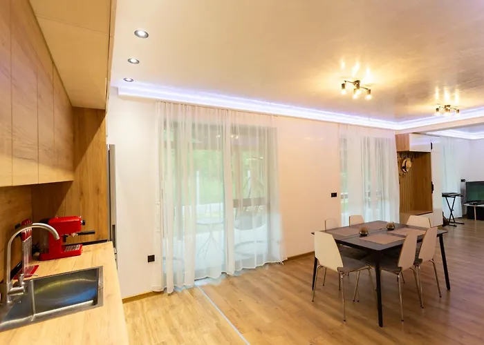 Tatil Evi Forest Nest Krayni Dol