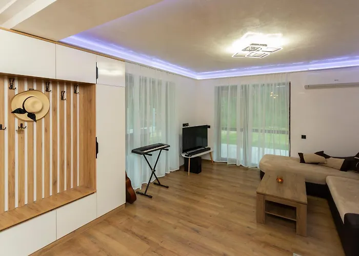 Forest Nest Krayni Dol