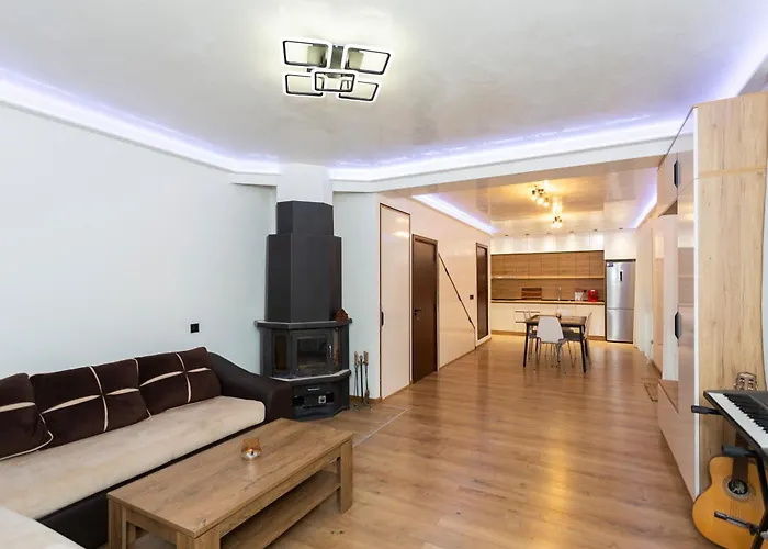 Tatil Evi Forest Nest Krayni Dol